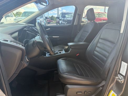 Used 2018 Ford Escape Titanium FWD image 14