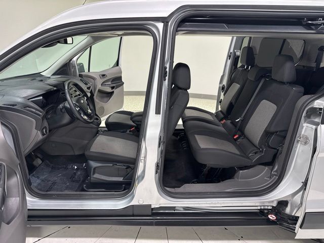 Used 2023 Ford Transit Connect XL FWD image 8