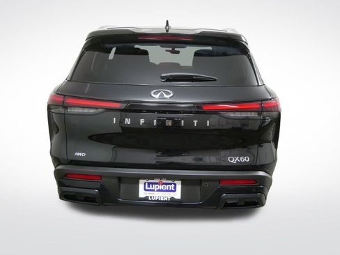 Certified 2025 INFINITI QX60 Luxe AWD/4WD image 4