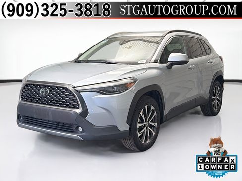 Used 2024 Toyota Corolla Cross XLE image 1