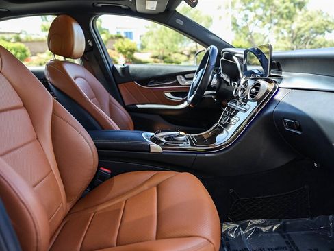Used 2019 Mercedes-Benz C 300 Sedan image 22