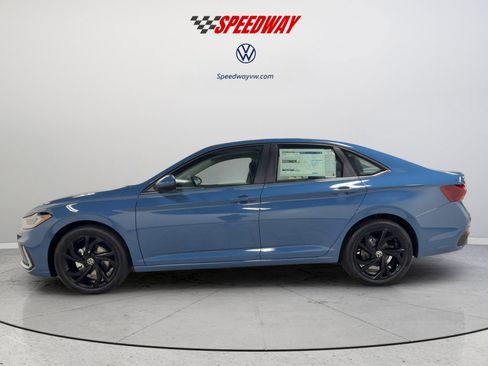 New 2026 Volkswagen Jetta SE FWD image 6