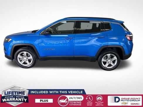 Used 2024 Jeep Compass Latitude AWD/4WD image 5