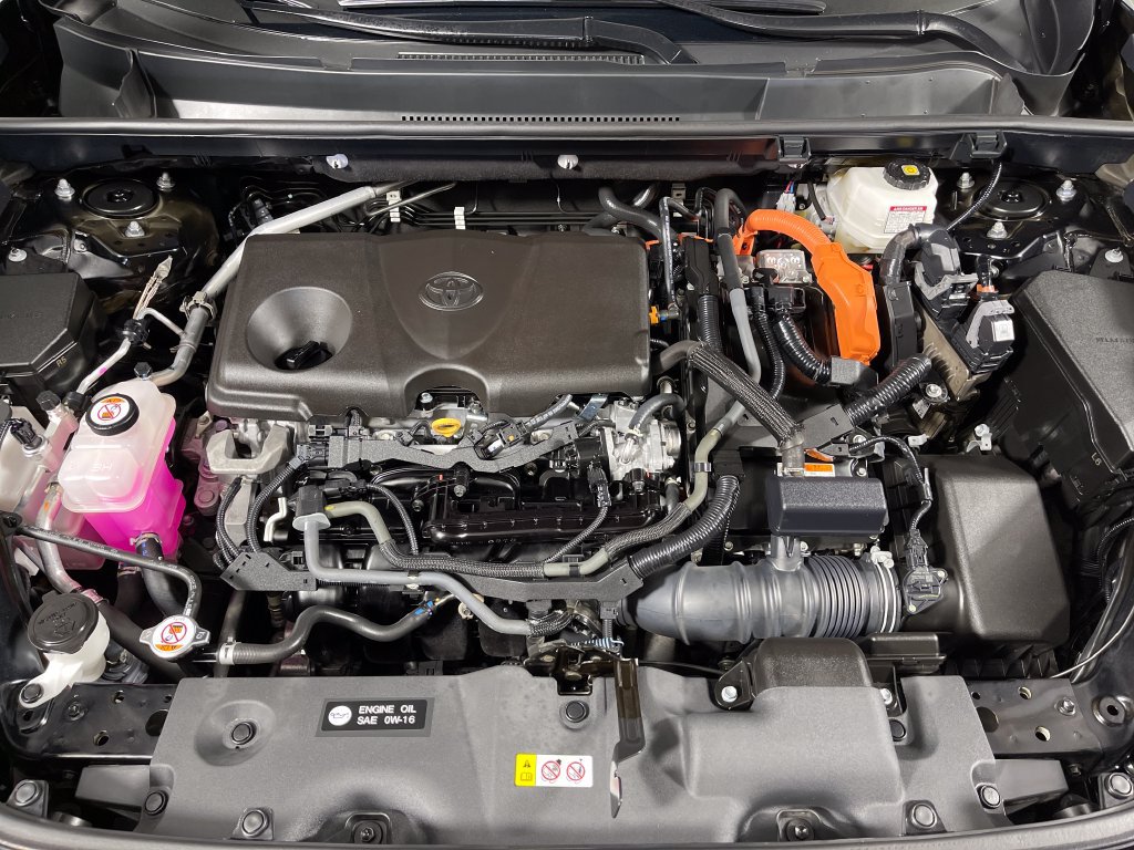 Certified 2023 Toyota RAV4 LE AWD/4WD image 9