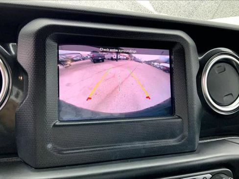 Certified 2021 Jeep Wrangler Unlimited Sahara image 20