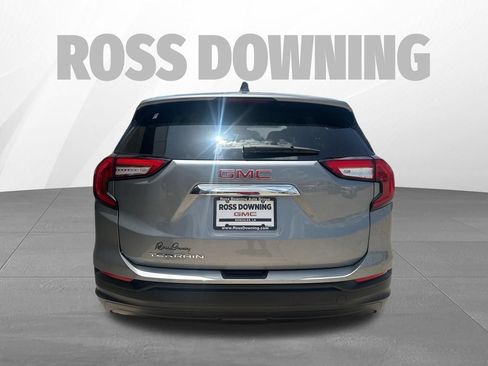 Used 2024 GMC Terrain SLE FWD image 5