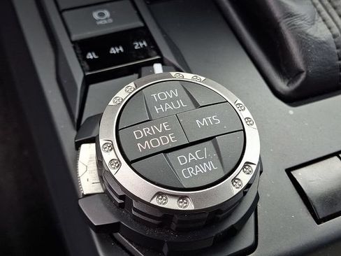 Used 2024 Toyota Tacoma TRD Off-Road AWD/4WD image 24