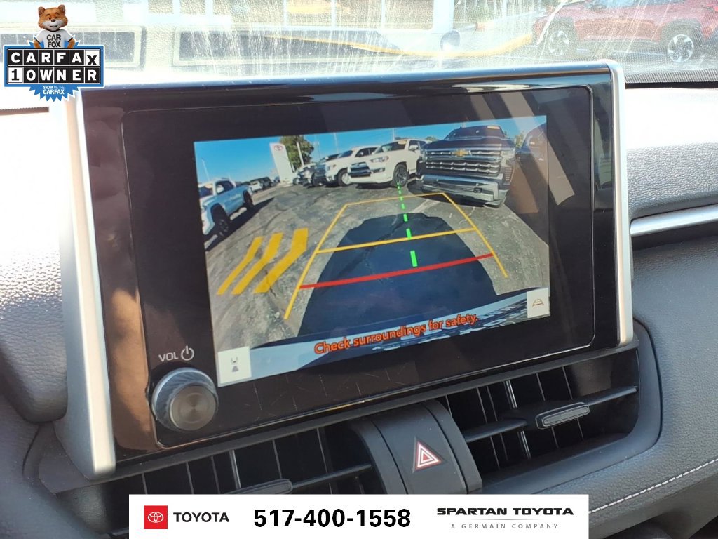 Used 2024 Toyota RAV4 XLE FWD image 24