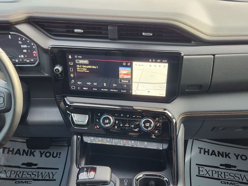 Used 2025 GMC Sierra 1500 AT4 w/ AT4 Premium Package image 18