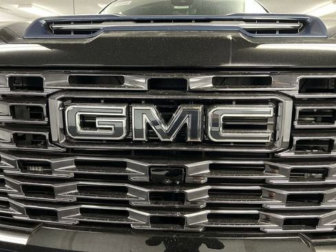 New 2026 GMC Sierra 2500 Denali Ultimate image 32