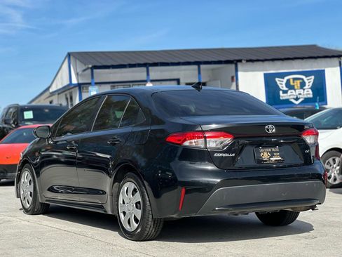 Used 2020 Toyota Corolla LE FWD image 5