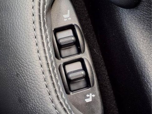 Certified 2025 Nissan Z Performance w/ Floor Mat Package RWD image 20