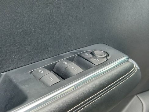 Used 2025 GMC Acadia Elevation FWD image 23