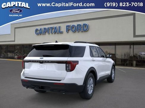 New 2026 Ford Explorer Active RWD image 8