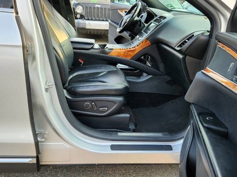 Used 2016 Lincoln MKX Select w/ Select Plus Package image 40