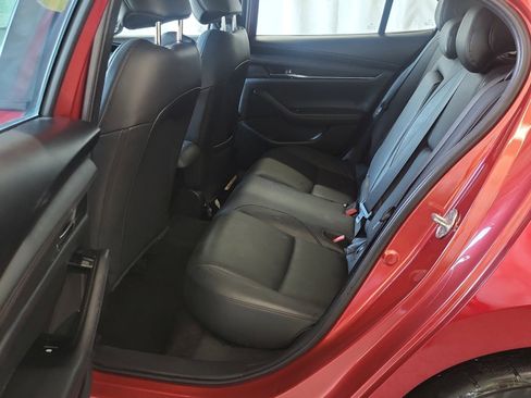 Used 2019 MAZDA MAZDA3 Sedan w/ Preferred Package image 11