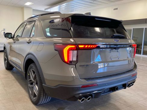New 2026 Ford Explorer ST w/ Sun And Sound Package image 5