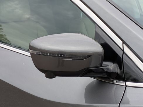 Certified 2024 Nissan Murano Platinum w/ Cargo Package image 12