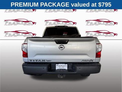 Used 2019 Nissan Titan PRO-4X w/ Pro-4x Convenience Package AWD/4WD image 5