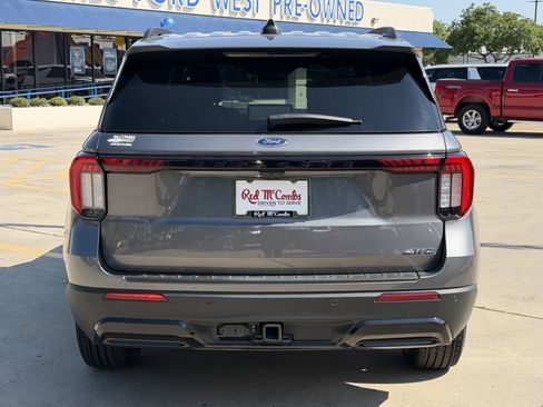 Certified 2025 Ford Explorer ST-Line AWD/4WD image 6