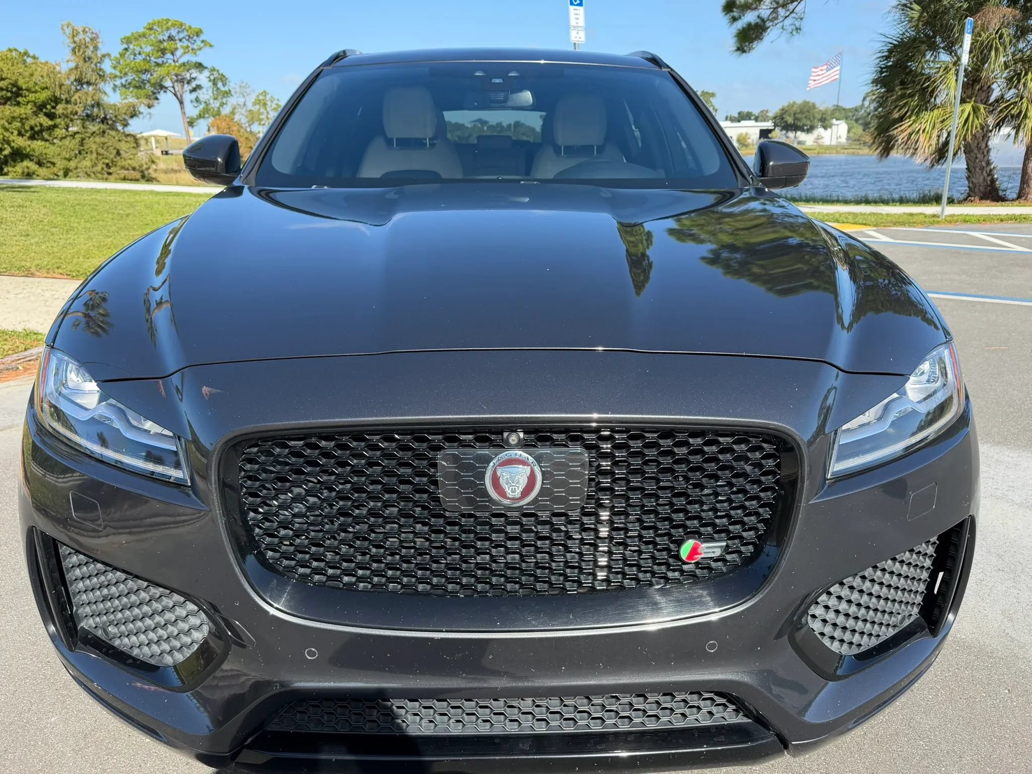 Used 2018 Jaguar F-PACE S AWD/4WD image 3