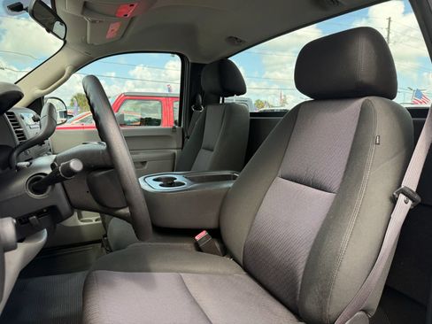 Used 2012 Chevrolet Silverado 1500 W/T RWD image 12