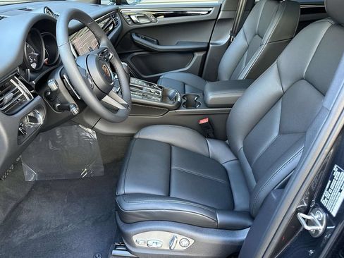 New 2026 Porsche Macan AWD/4WD image 19