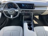 Used 2025 Hyundai Sonata SEL image 2