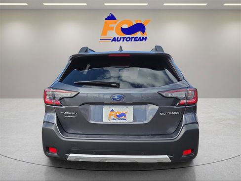 Used 2025 Subaru Outback Limited image 5