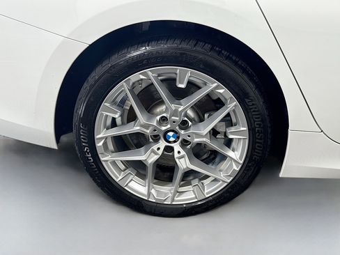 Used 2025 BMW 330i Sedan w/ M Sport Package image 33