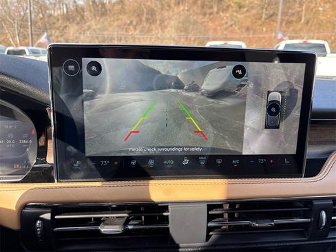 Used 2023 Lincoln Corsair Reserve w/ Equipment Group 201A image 14