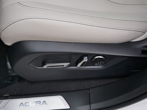 Certified 2025 Acura RDX SH-AWD image 19