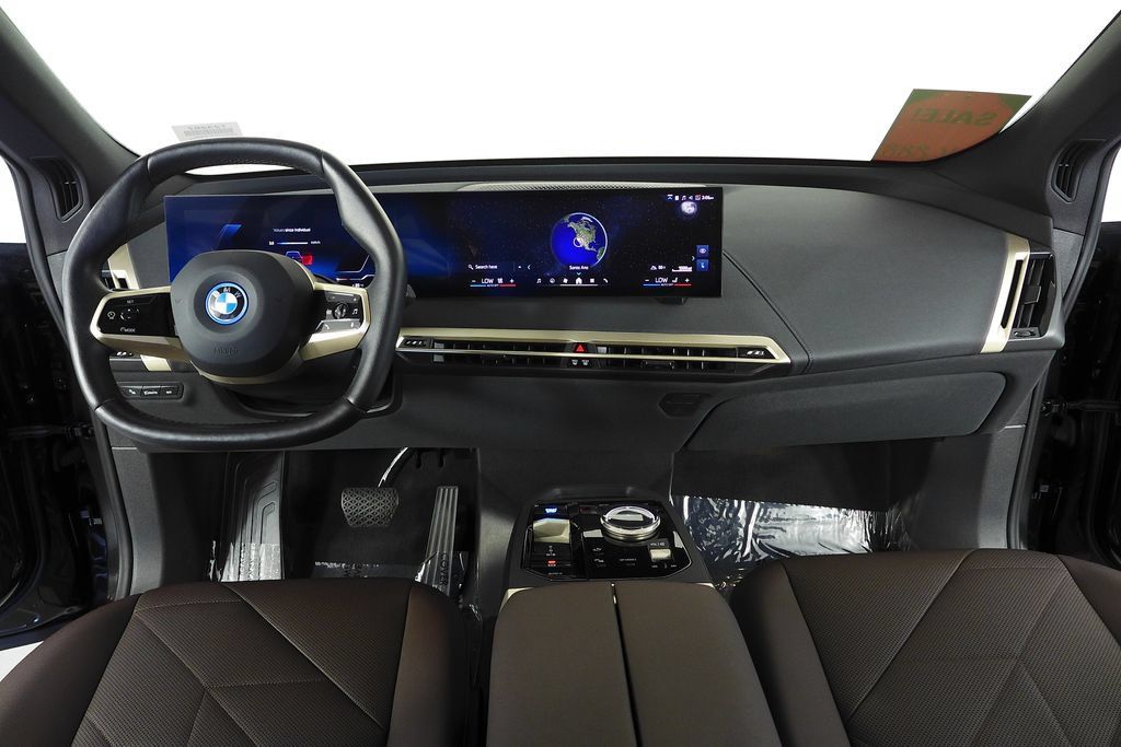 Used 2024 BMW iX xDrive50 w/ Convenience Package AWD/4WD image 24