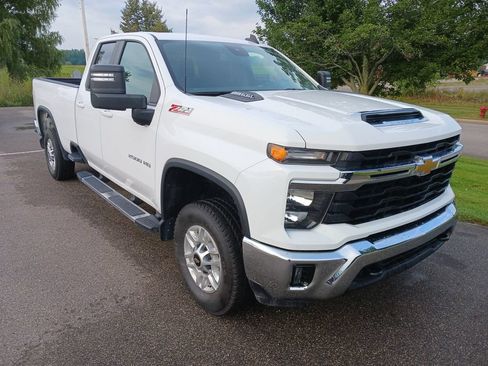 Used 2024 Chevrolet Silverado 2500 LT w/ True North Edition AWD/4WD image 1