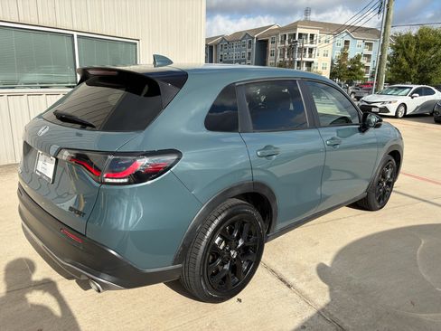 Certified 2024 Honda HR-V Sport image 8