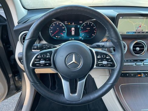Certified 2021 Mercedes-Benz GLC 300 4MATIC image 17