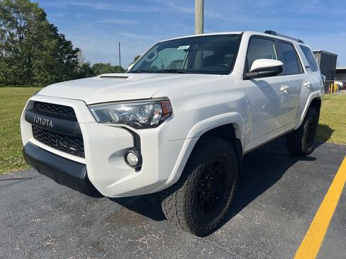 Used 2016 Toyota 4Runner TRD Pro AWD/4WD image 2
