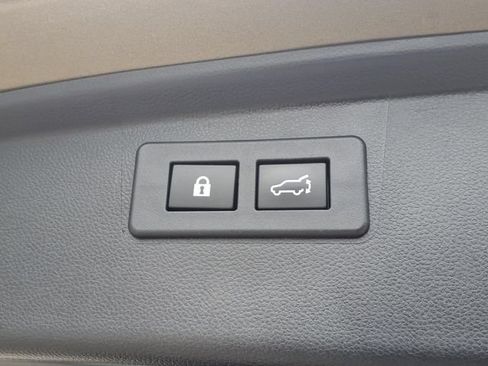 Used 2020 Subaru Outback Limited XT w/ Popular Package #2 AWD/4WD image 8