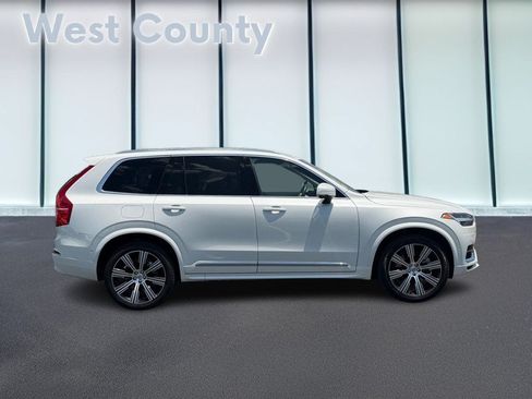 Certified 2025 Volvo XC90 T8 Plus w/ Protection Package Premier AWD/4WD image 2