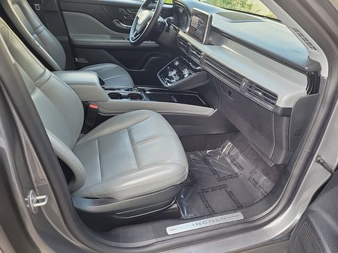 Used 2022 Lincoln Corsair FWD w/ Equipment Group 101A image 33