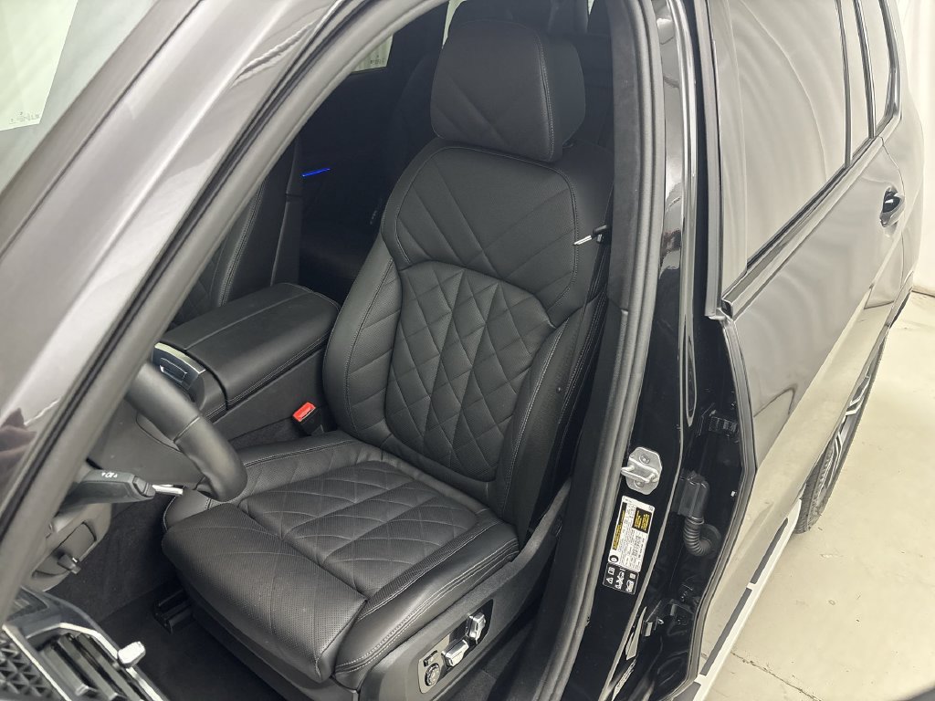 Certified 2026 BMW X7 xDrive40i AWD/4WD image 12
