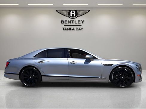 New 2026 Bentley Flying Spur Plug-In Hybrid AWD/4WD image 10