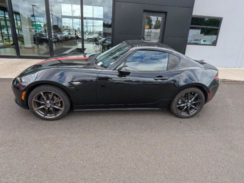 Used 2020 MAZDA MX-5 Miata RF Grand Touring RWD image 3