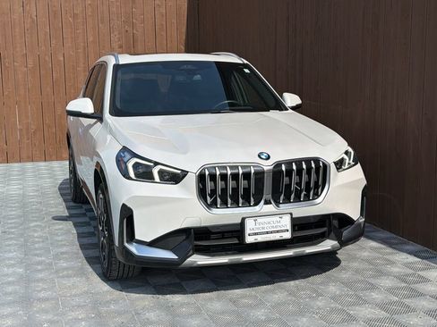 Used 2025 BMW X1 xDrive28i AWD/4WD image 12
