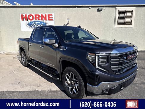 Used 2022 GMC Sierra 1500 SLT w/ SLT Premium Plus Package image 1