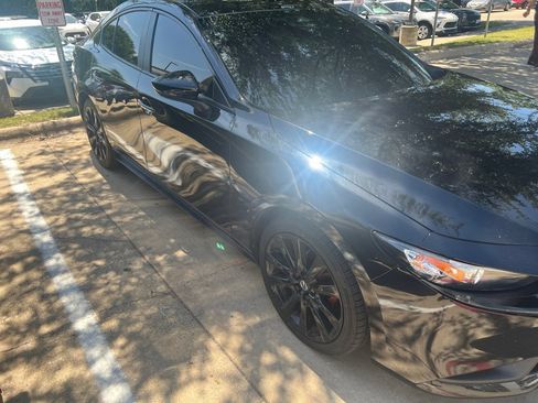 Used 2024 MAZDA MAZDA3 s FWD image 6
