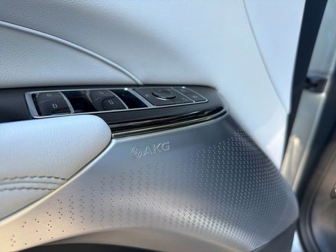 Certified 2024 Cadillac Lyriq Luxury image 13