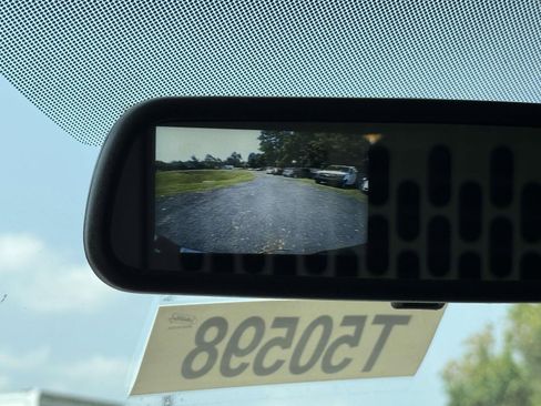 New 2025 Chevrolet Express 3500 Extended image 11