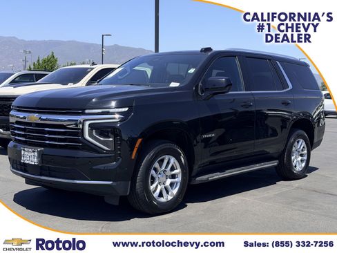 Used 2025 Chevrolet Tahoe LT RWD image 3