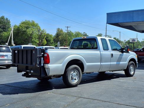 Used 2016 Ford F250 XL w/ Power Equipment Group RWD image 9